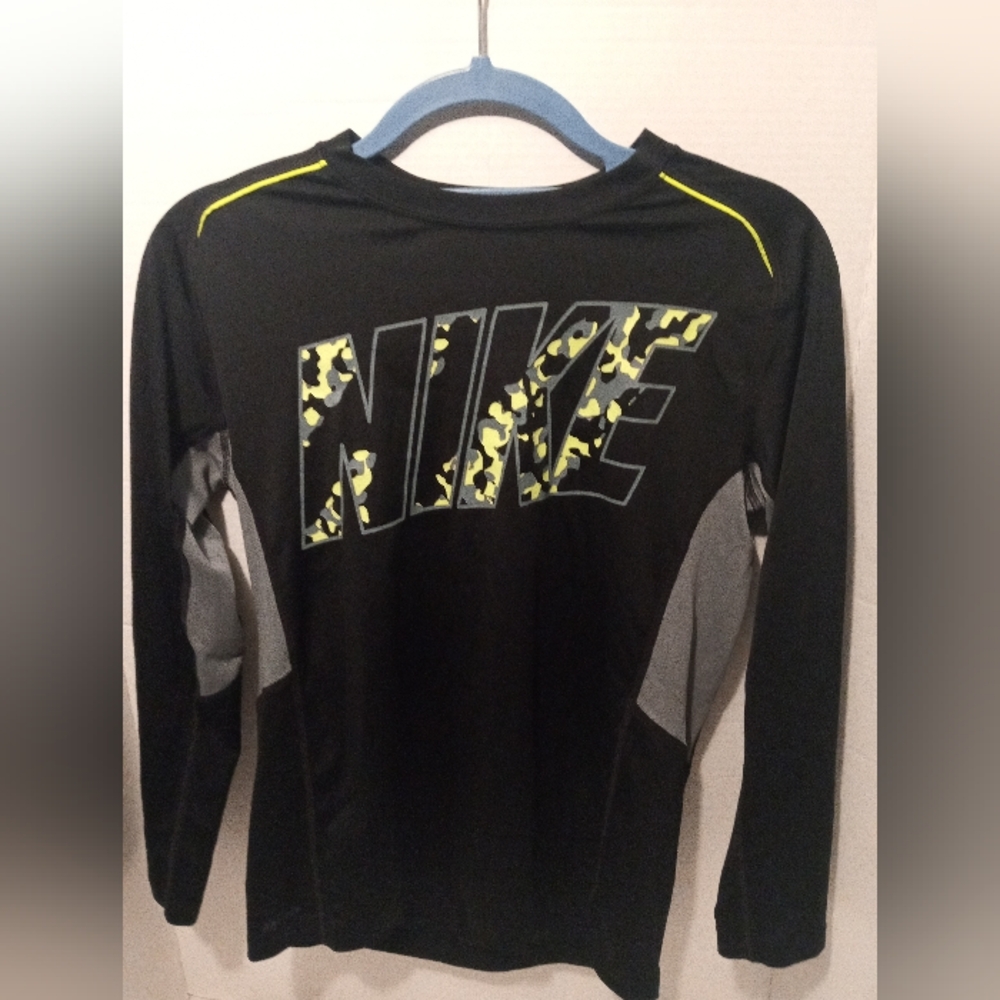 Nike Black and Gray Long Sleeve with Yellow Accents Boys LG Dri-Fit